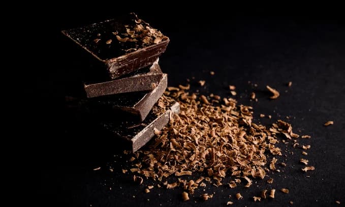 Why is dark chocolate the best choice?