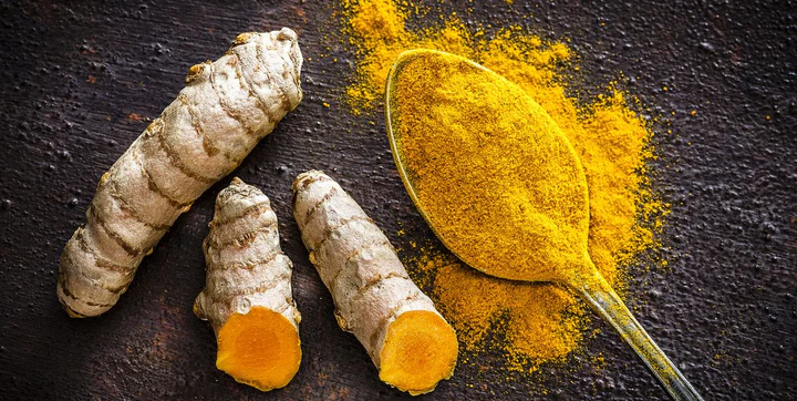 Health Benefits of Curcumin and 4DHC